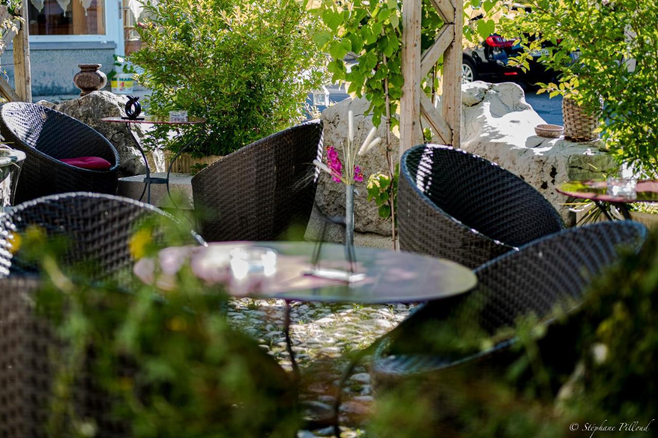 Hotel De La Truite & Spa Le Petit Nautilus Le Pont Kültér fotó