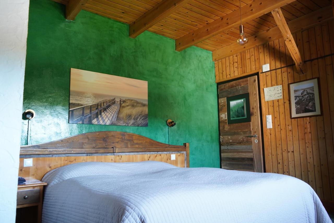 Hotel De La Truite & Spa Le Petit Nautilus Le Pont Kültér fotó